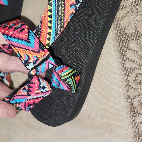 Sandals - Picture 4 of 8